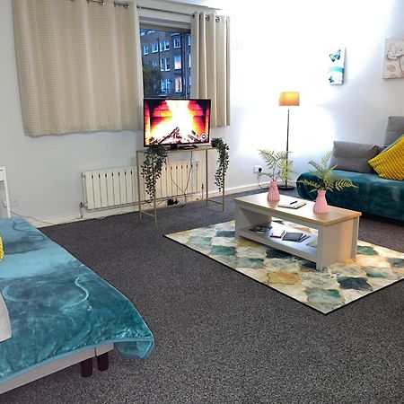 Cosy Private Two Bedroom Apartament In Kensinghton Can Fit Up To 8 Guests Londra Esterno foto