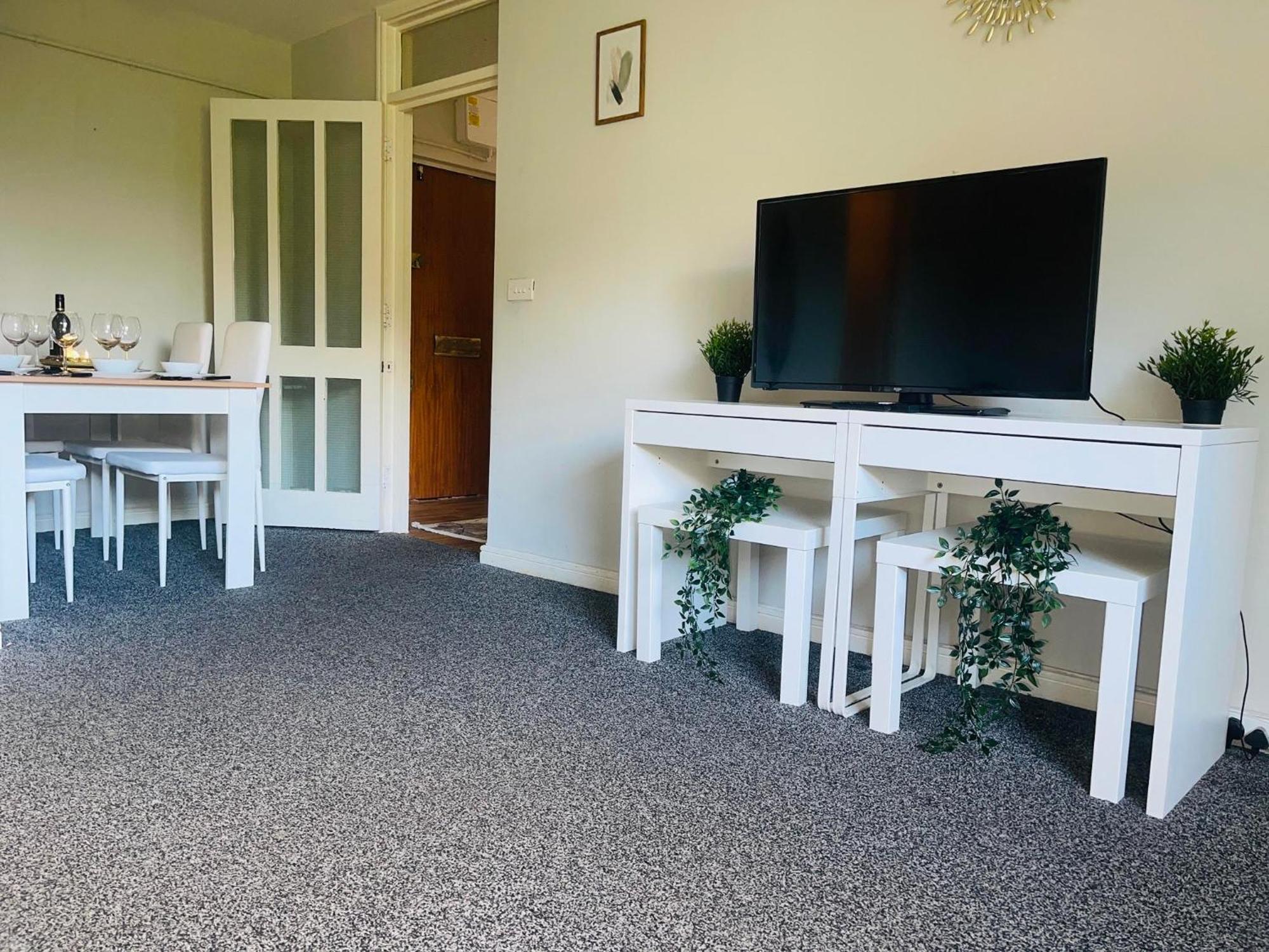 Cosy Private Two Bedroom Apartament In Kensinghton Can Fit Up To 8 Guests Londra Esterno foto